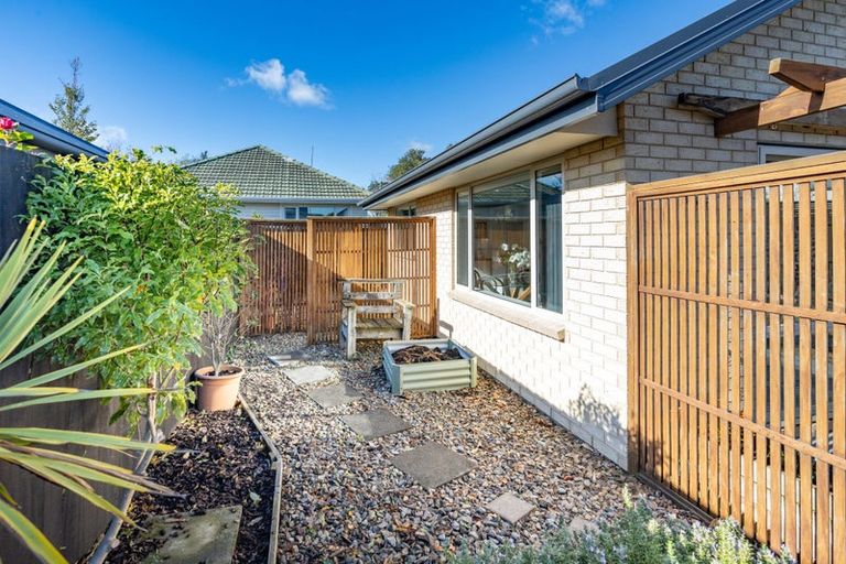 Photo of property in 7b Bentley Street, Russley, Christchurch, 8042