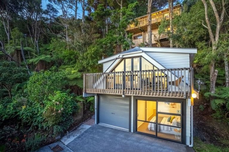 Photo of property in 86 Rangatira Road, Beach Haven, Auckland, 0626