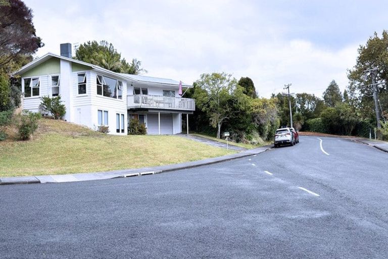 Photo of property in 65 Roseberry Avenue, Birkenhead, Auckland, 0626