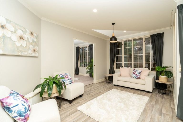 Photo of property in 37 Nielsen Gardens, Rototuna, Hamilton, 3210