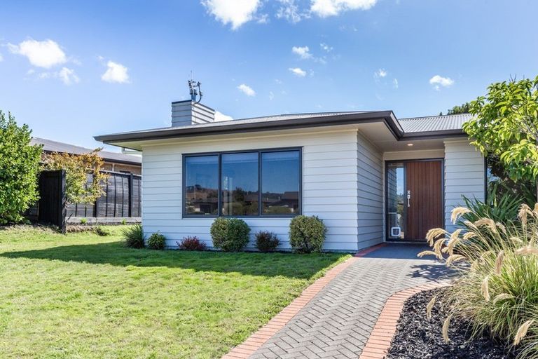 Photo of property in 16 March Brown Place, Nukuhau, Taupo, 3330
