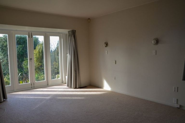 Photo of property in 246 Lonely Track Road, Dairy Flat, 0632