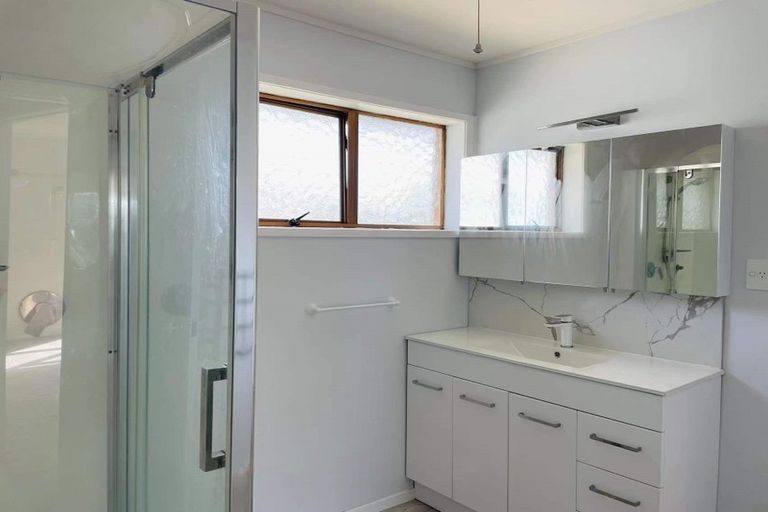 Photo of property in 182 Royal Road, Massey, Auckland, 0614