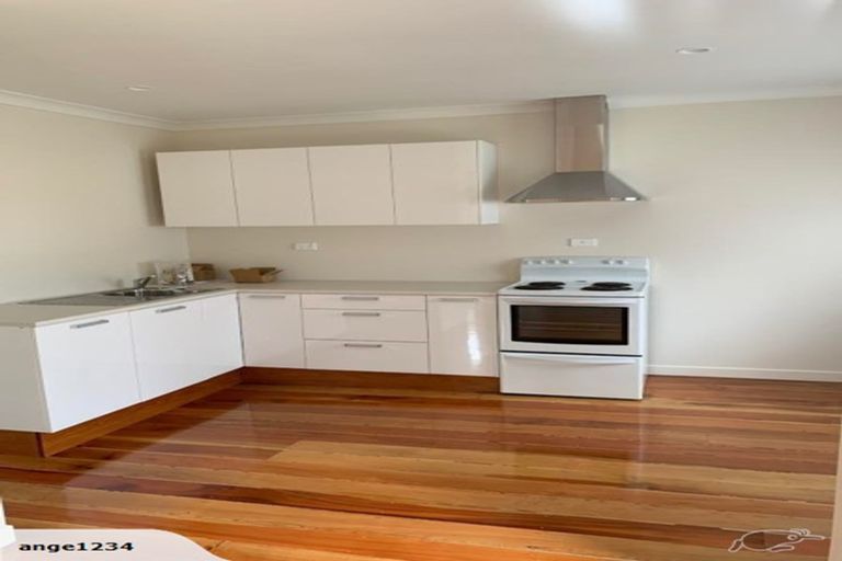 Photo of property in 1/30a Old Lake Road, Narrow Neck, Auckland, 0624