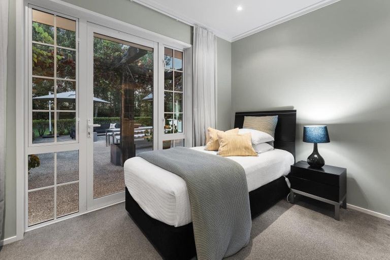 Photo of property in 9 Oak Lane, Coatesville, 0793