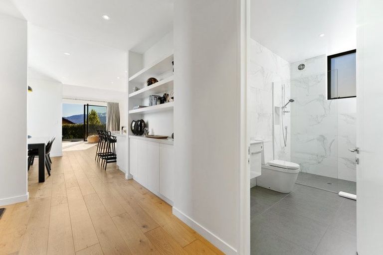 Photo of property in 4 Stockyard Lane, Jacks Point, Queenstown, 9371