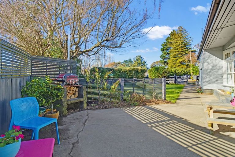 Photo of property in 13 Harker Street, Waipawa, 4210