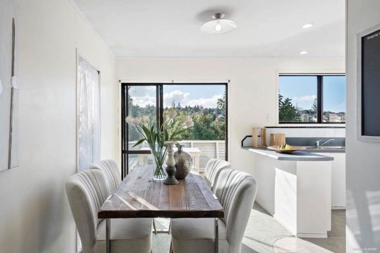 Photo of property in 51 Nor'east Drive, Torbay, Auckland, 0632