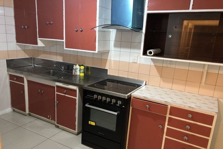 Photo of property in 42 Farnham Street, Mornington, Wellington, 6021