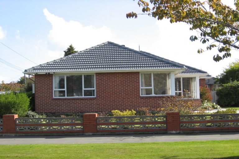 Photo of property in 6 Solway Avenue, Ilam, Christchurch, 8041