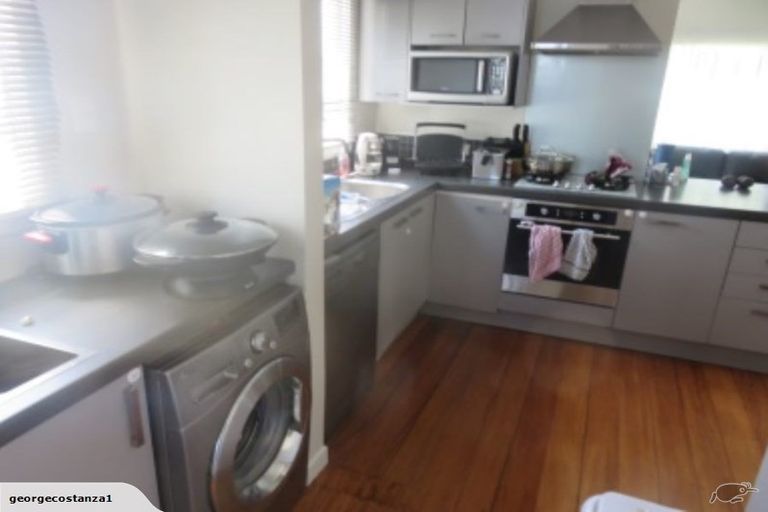 Photo of property in 1/23 Forest Hill Road, Henderson, Auckland, 0612