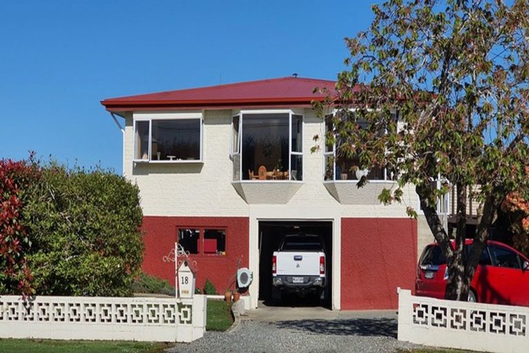 Photo of property in 18 Frank Street, Gore, 9710