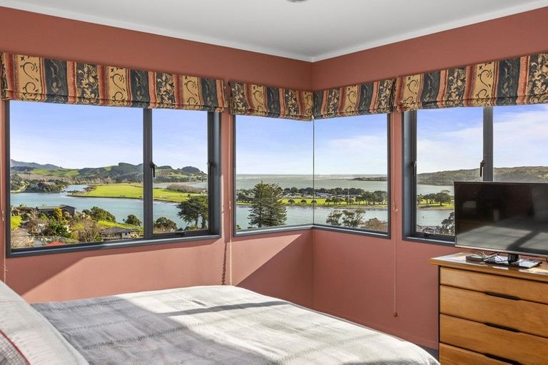 Photo of property in 16 Upper Bow Street, Raglan, 3225