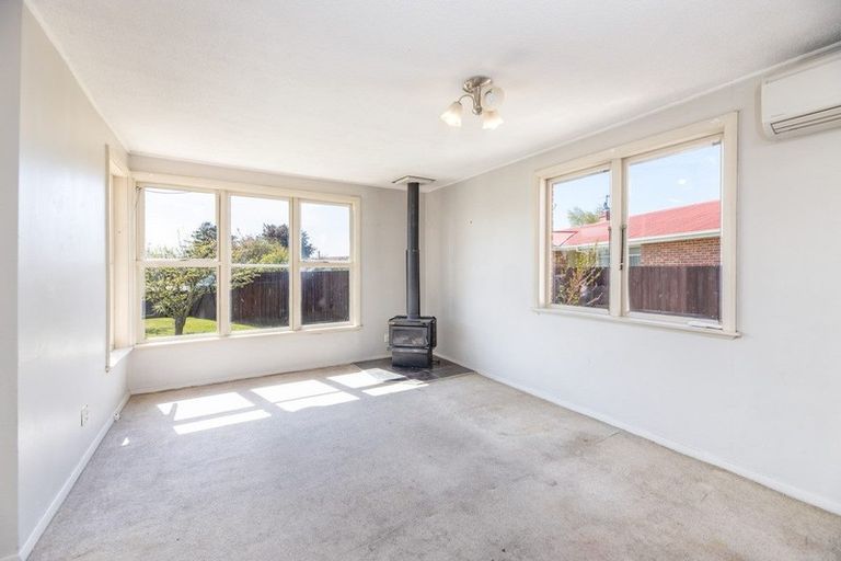 Photo of property in 8 Keri Place, Hei Hei, Christchurch, 8042