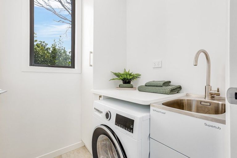 Photo of property in 10/323 Riverside Drive, Waterloo, Lower Hutt, 5011