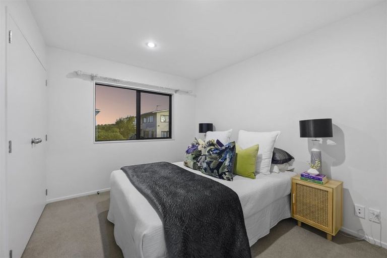 Photo of property in 209a Forrest Hill Road, Forrest Hill, Auckland, 0620