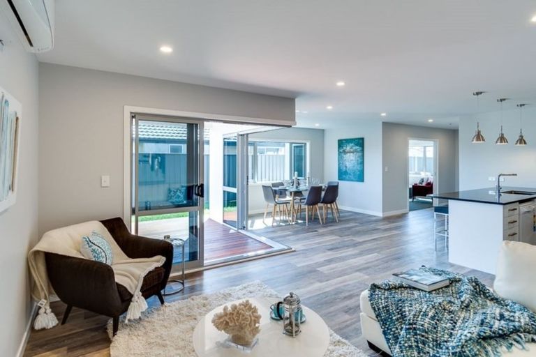 Photo of property in 8 Kaituna Place, Te Awa, Napier, 4110