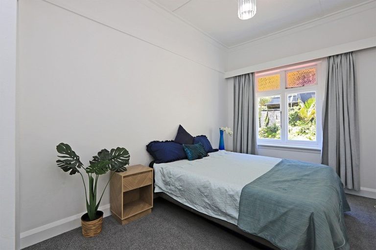 Photo of property in 120 Shakespeare Road, Bluff Hill, Napier, 4110