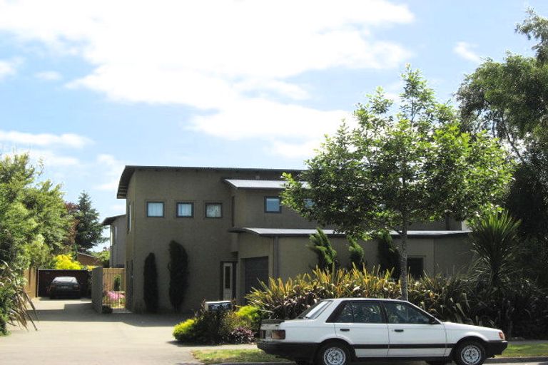 Photo of property in 304 Yaldhurst Road, Avonhead, Christchurch, 8042