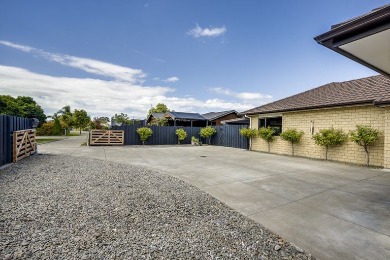 Photo of property in 3 Waitaha Place, Clive, 4102