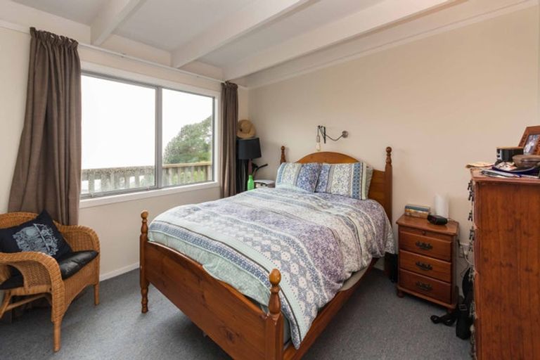 Photo of property in 2/194 Barnard Street, Wadestown, Wellington, 6012