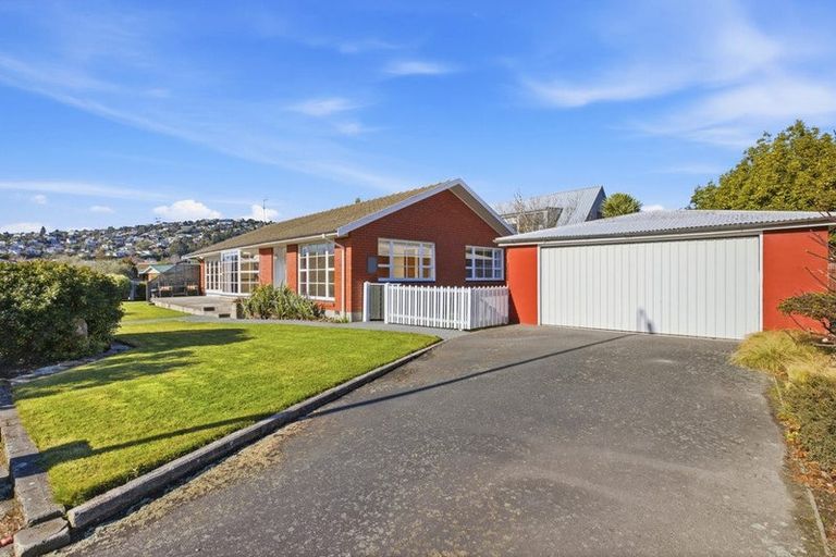 Photo of property in 20 Landsdowne Terrace, Cashmere, Christchurch, 8022