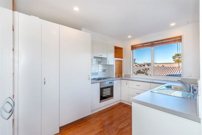 Photo of property in 3/17 Eversleigh Street, St Albans, Christchurch, 8014