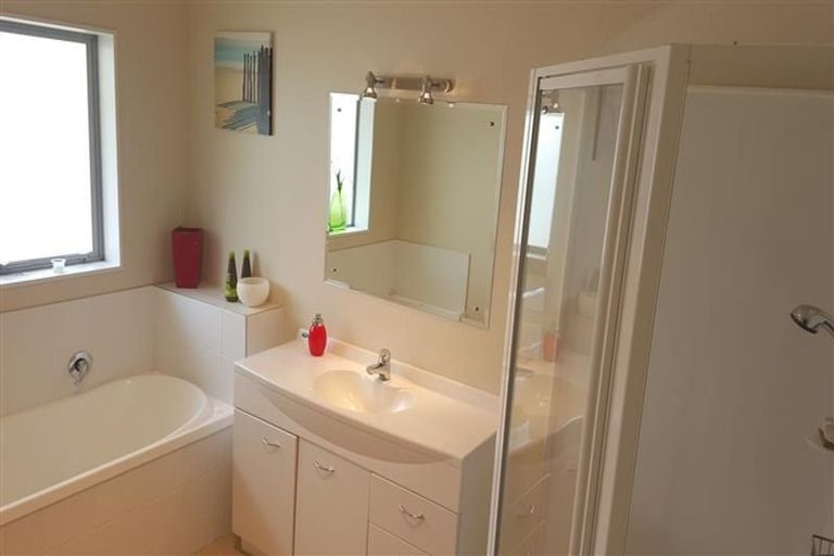 Photo of property in 33 Masefield Terrace, Kelvin Grove, Palmerston North, 4414