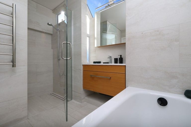 Photo of property in 25a Brougham Street, Nelson South, Nelson, 7010