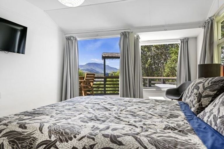 Photo of property in 1091 Dyers Pass Road, Governors Bay, Lyttelton, 8971