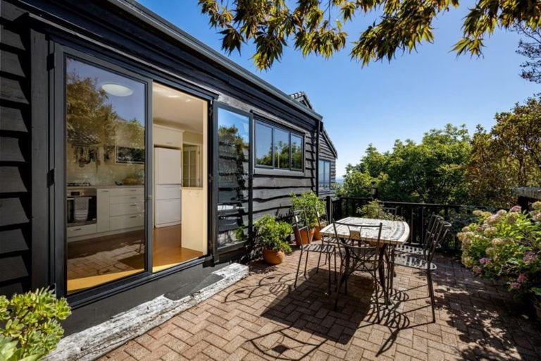 Photo of property in 46 Coster Street, Enner Glynn, Nelson, 7011