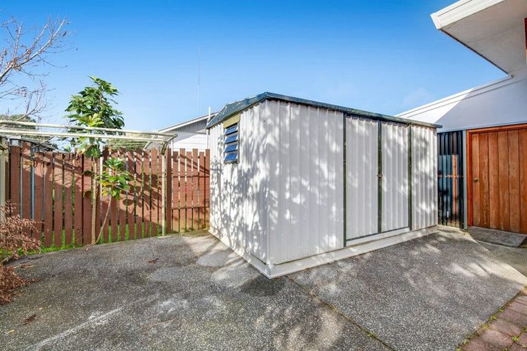 Photo of property in 89c Centreway Road, Orewa, 0931