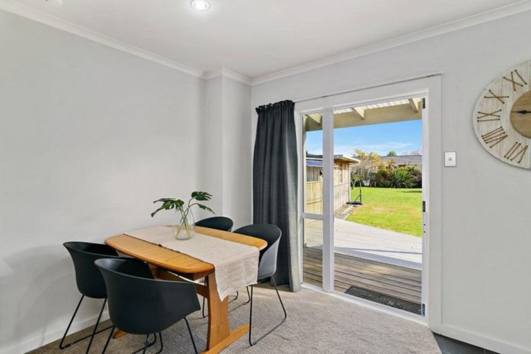 Photo of property in 8 Ngahu Street, Fairy Springs, Rotorua, 3015