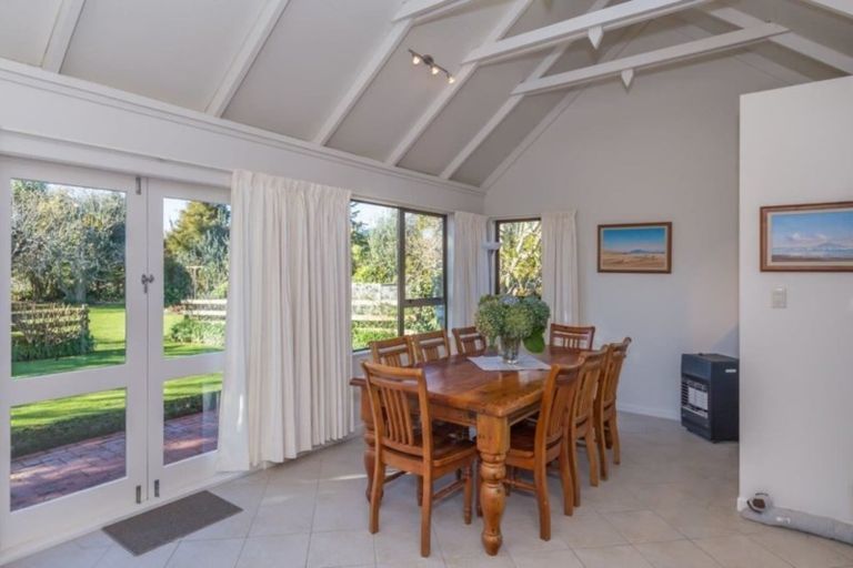 Photo of property in 1081 Queen Street East, Levin, 5571