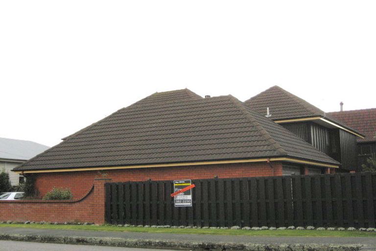 Photo of property in 3/4 Albany Street, St Albans, Christchurch, 8014