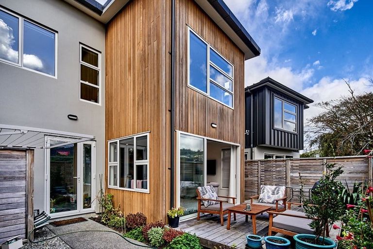 Photo of property in 10 Martha Lawson Lane, Hutt Central, Lower Hutt, 5010