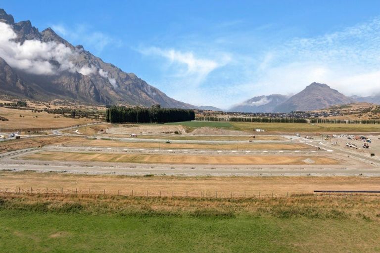 Photo of property in 436 Kingston Road, Jacks Point, Queenstown, 9371