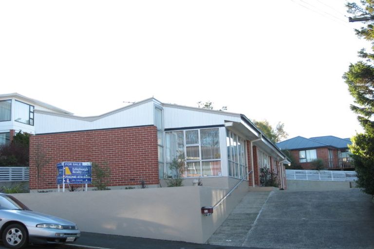 Photo of property in 72 Hawthorn Avenue, Mornington, Dunedin, 9011