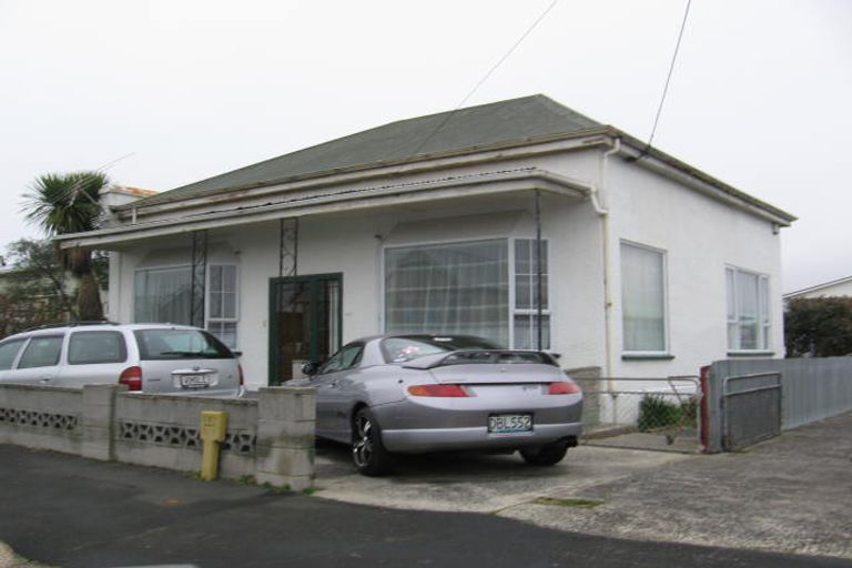 Photo of property in 64 Cutten Street, South Dunedin, Dunedin, 9012