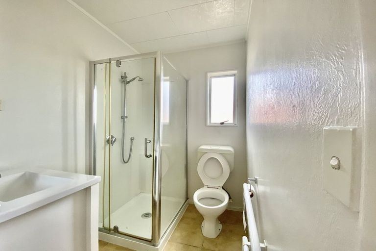 Photo of property in 219 Mahia Road, Wattle Downs, Auckland, 2103