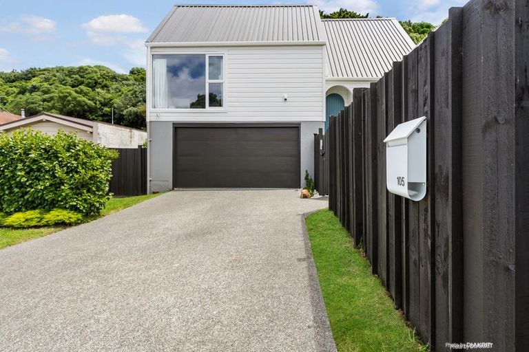Photo of property in 105 Akaroa Drive, Maupuia, Wellington, 6022