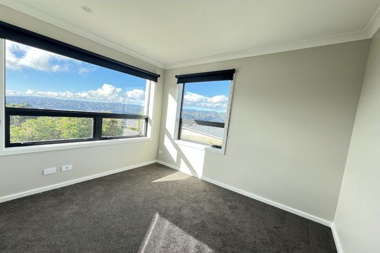 Photo of property in 123 Normandale Road, Normandale, Lower Hutt, 5010