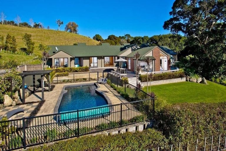 Photo of property in 1254 Hibiscus Coast Highway, Puhoi, Warkworth, 0994