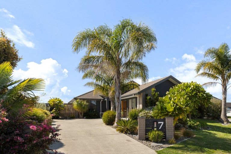 Photo of property in 7 Drabble Crescent, Papamoa Beach, Papamoa, 3118