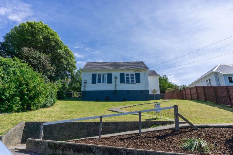 Photo of property in 35 Prospect Bank, Wakari, Dunedin, 9010
