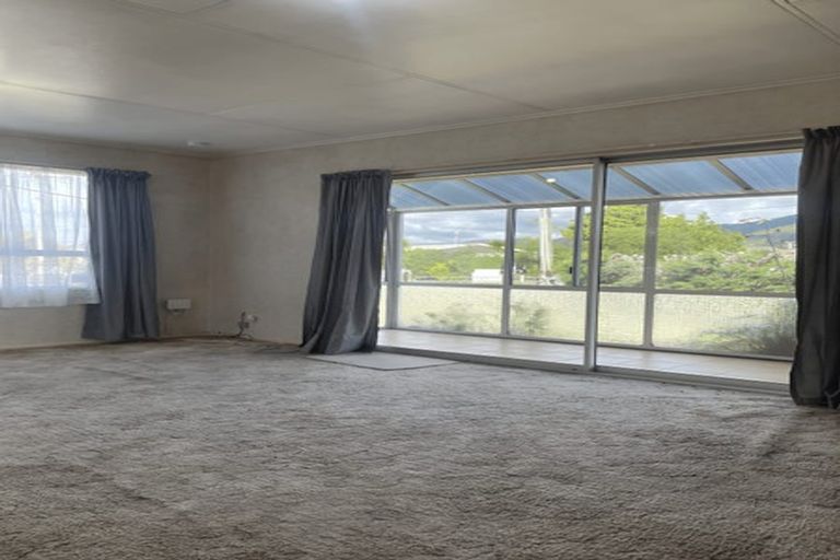 Photo of property in 9 William Benton Street, Featherston, 5710