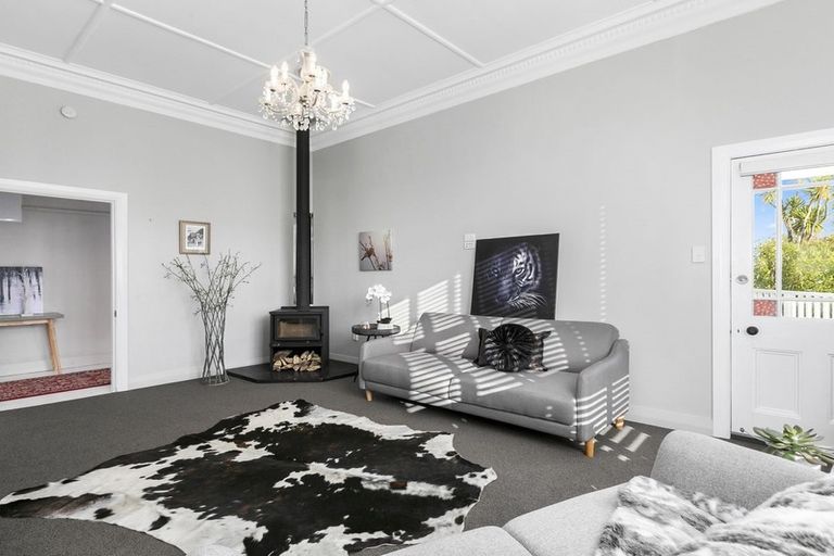 Photo of property in 84 Tomahawk Road, Andersons Bay, Dunedin, 9013