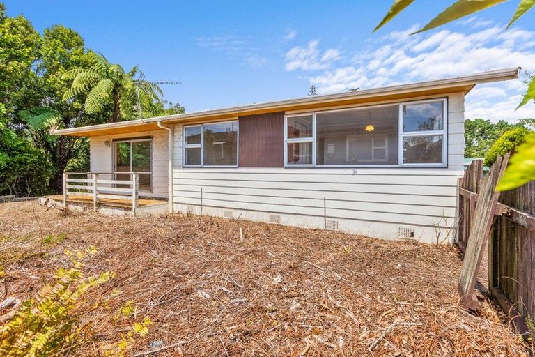 Photo of property in 17 Carlton Terrace, Westown, New Plymouth, 4310