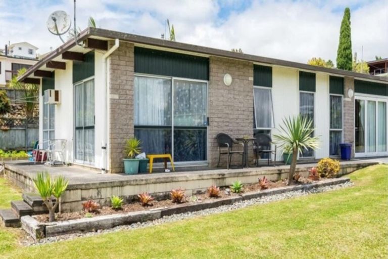 Photo of property in 7 Orchard Place, Morningside, Whangarei, 0110