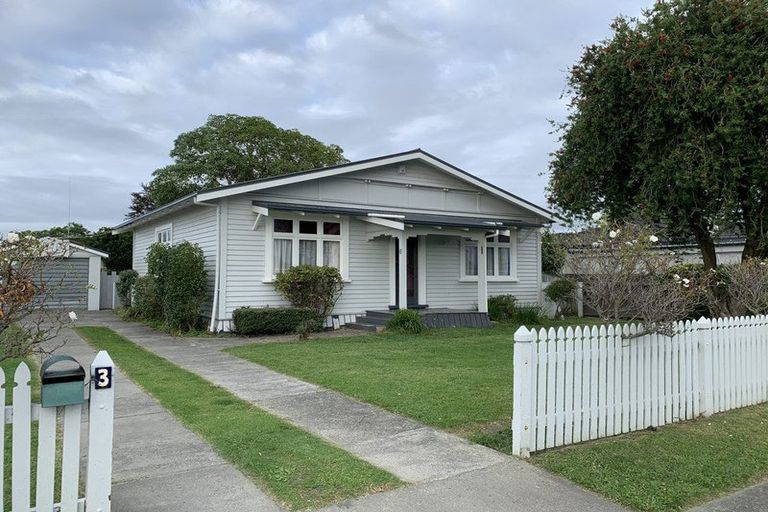 Photo of property in 3 Osier Road, Greenmeadows, Napier, 4112